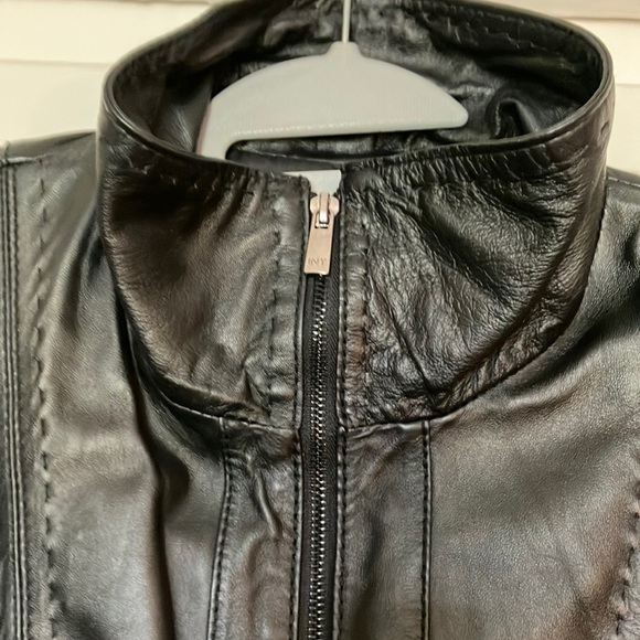 Jones New York genuine leather women’s jacket size L - Picture 3 of 9